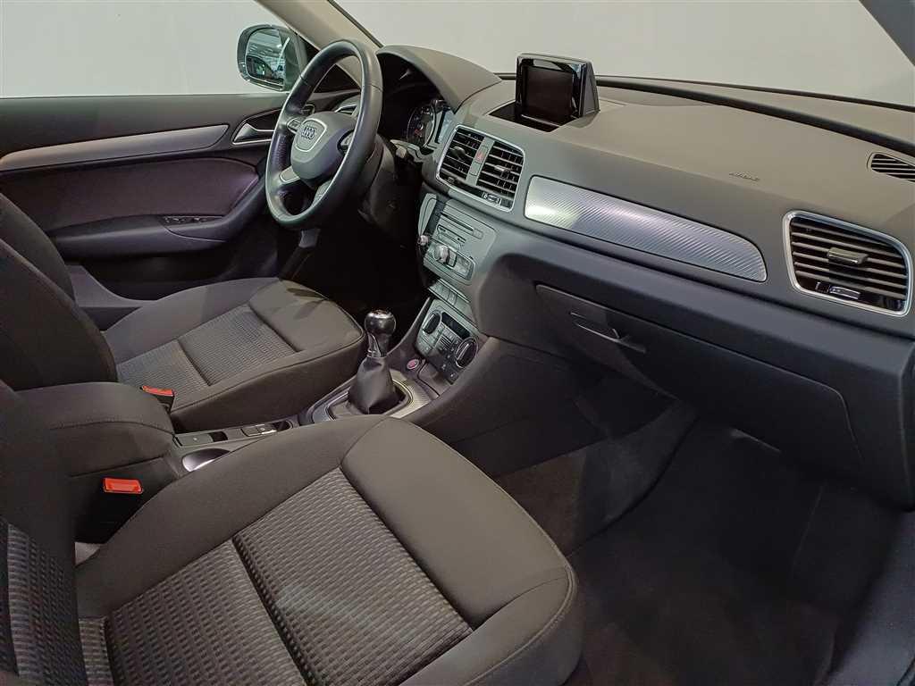 Audi Q3 1.4 TFSI Design AHK+NAVI+XENON