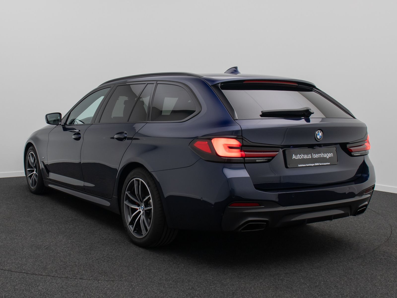 Fahrzeugabbildung BMW 540d xD M Sport Pro Kamera Laser HUD H/K Komfort