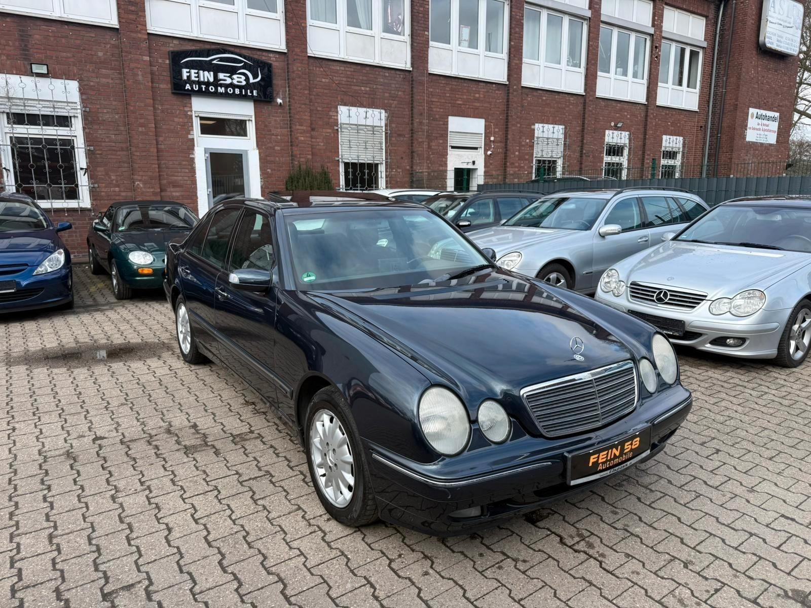 Mercedes-Benz E 200 KOMPRESSOR ELEGANCE