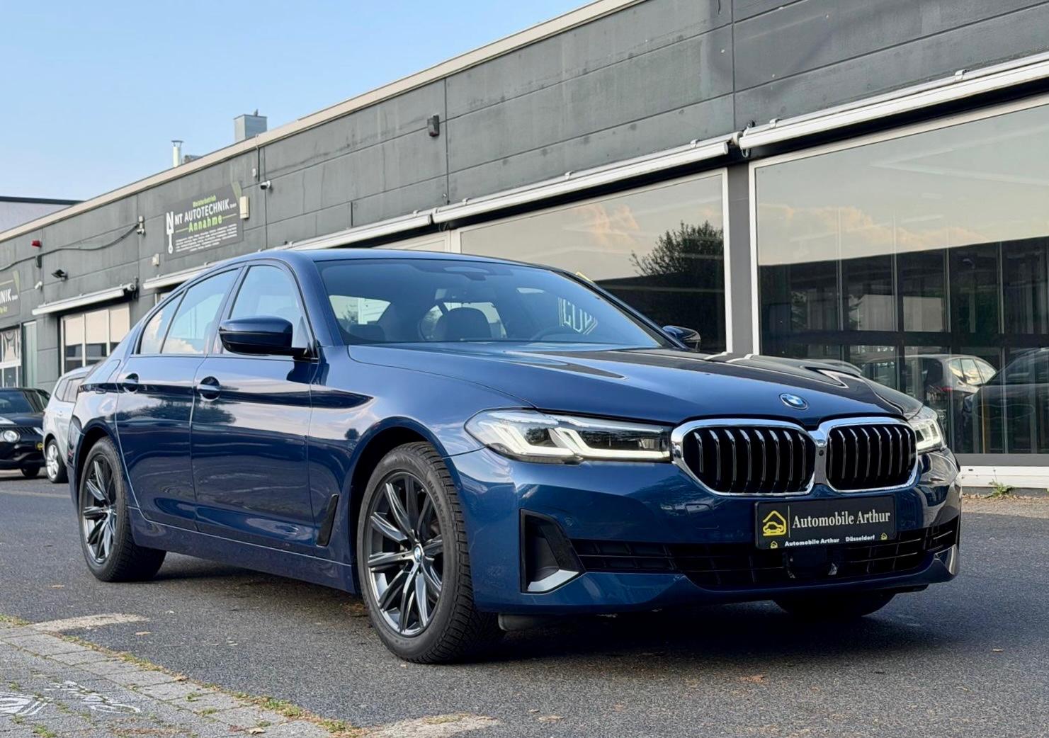 BMW 520 i Luxury Line*1.Hand*Erst 20 Tkm*LED*Navi*