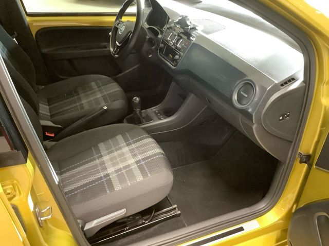 Club up!  1,0 l 44 kW roof pack, Klima, SHZ