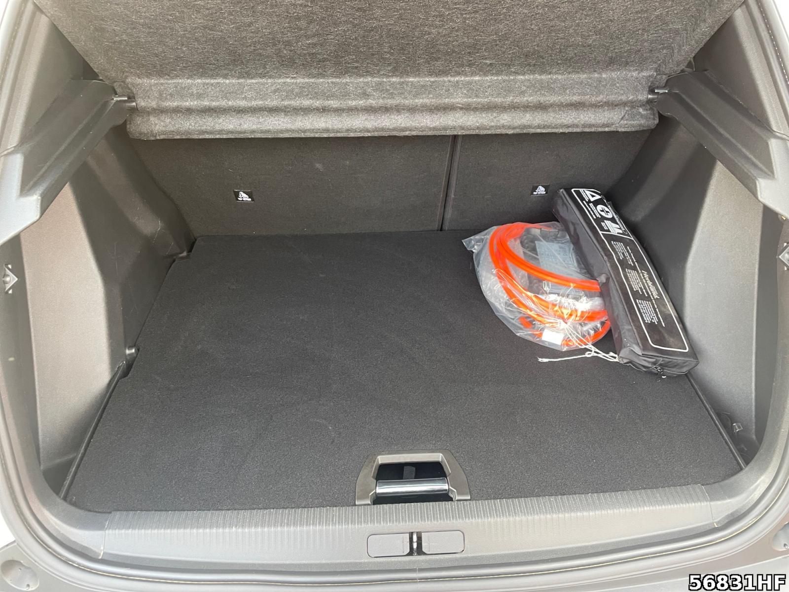 Fahrzeugabbildung Peugeot 2008 e-2008 GT