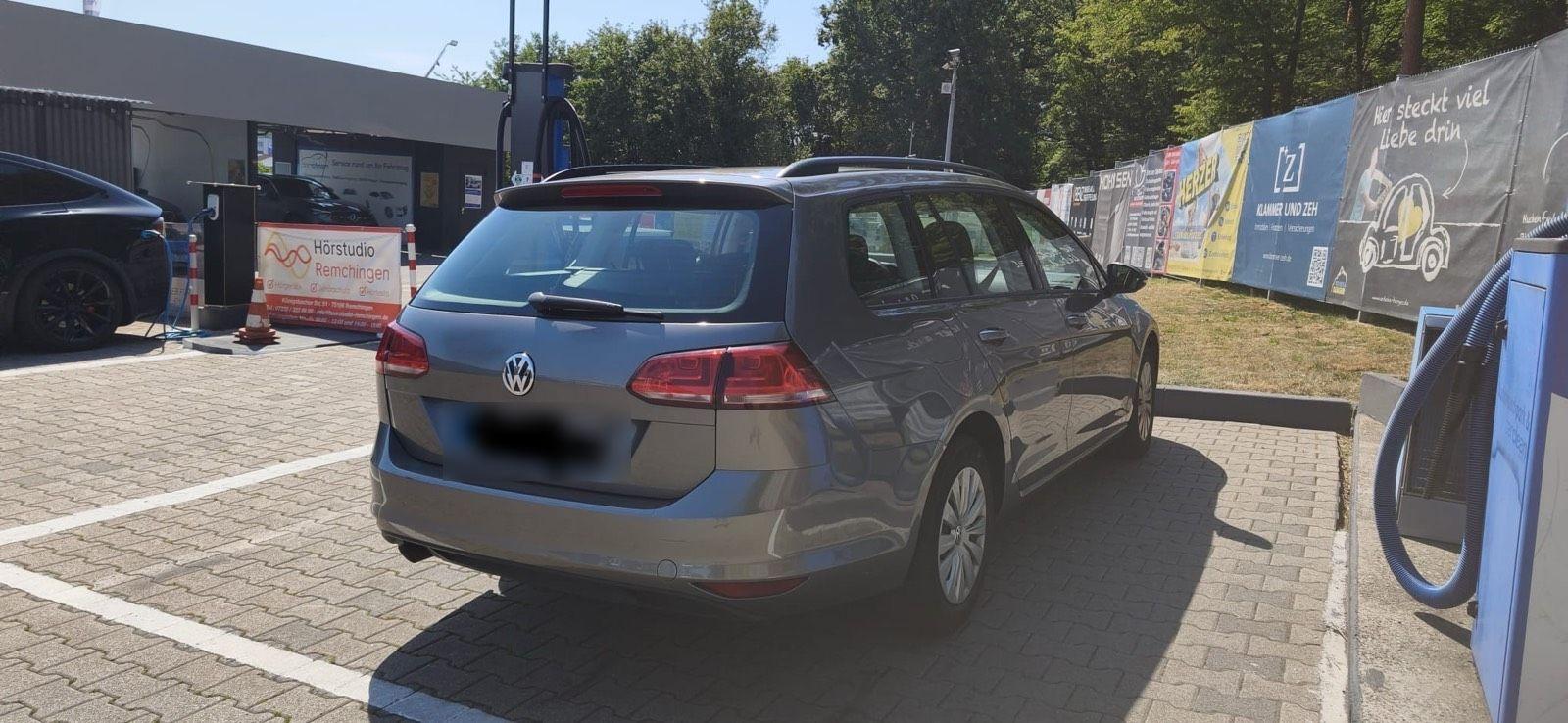 Volkswagen Golf 2015 — interior