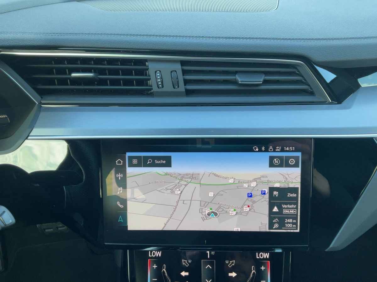 Audi Q8 e-tron - Bild 11