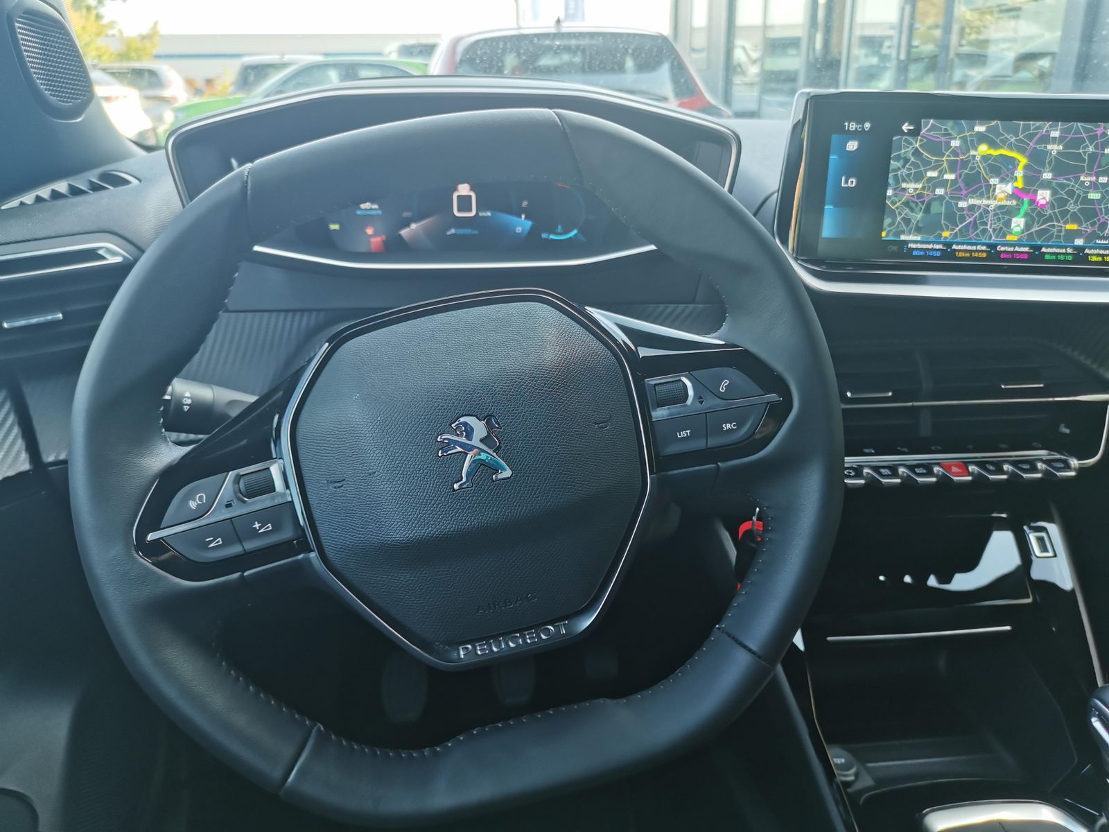 Fahrzeugabbildung Peugeot 2008 1.2 PureTech 130, Allure Pack