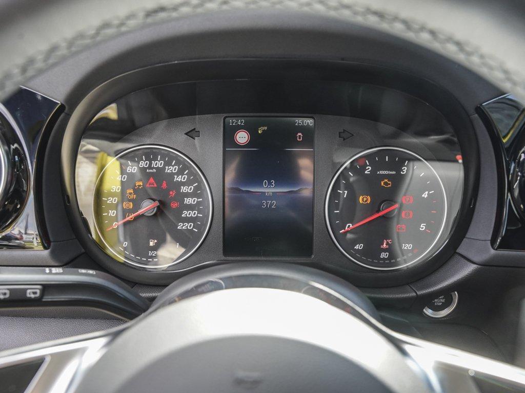 Mercedes-Benz T 180d Progressive MBUX LED Kamera KEYLESS-GO 7G