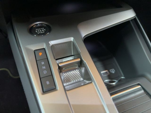 Foto Nummer 18: PEUGEOT 308