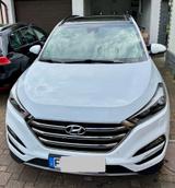 Hyundai Tucson voll Premium Automatik - Hyundai TUCSON in Freiburg