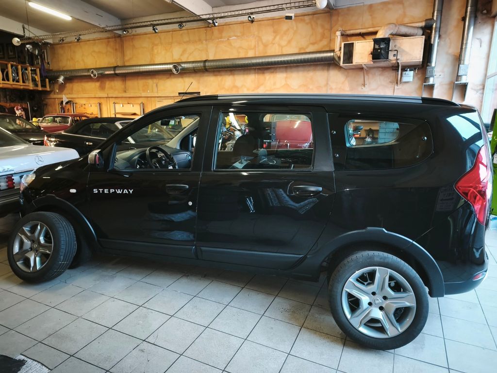 Image of Dacia Lodgy