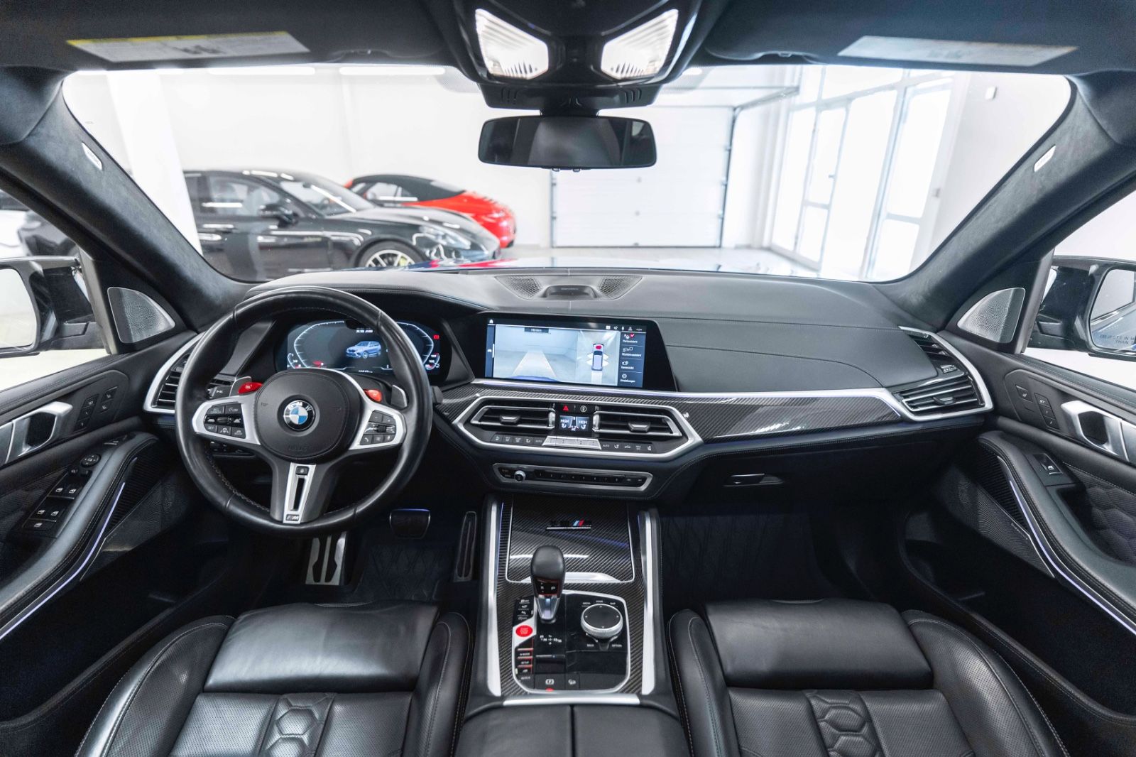 Fahrzeugabbildung BMW X5 M Competition B&W LASER HUD 360° PANO ACC