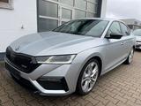 Skoda Octavia Lim. RS/AUTO./1HD/MWST/SHZ/LHZ/GARANTIE - Skoda Octavia Limousine RS mit Diesel-Antrieb