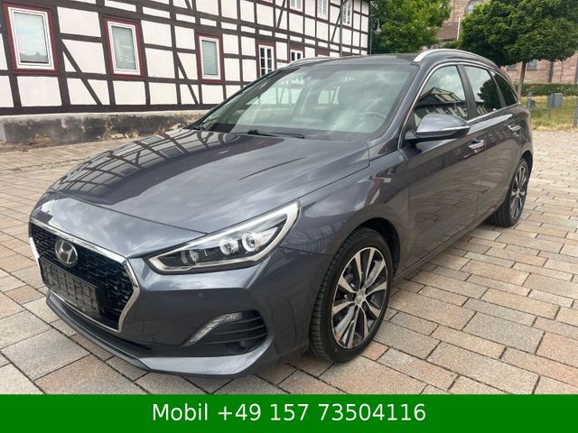 Hyundai i30 cw Premium Xenon LED Navi