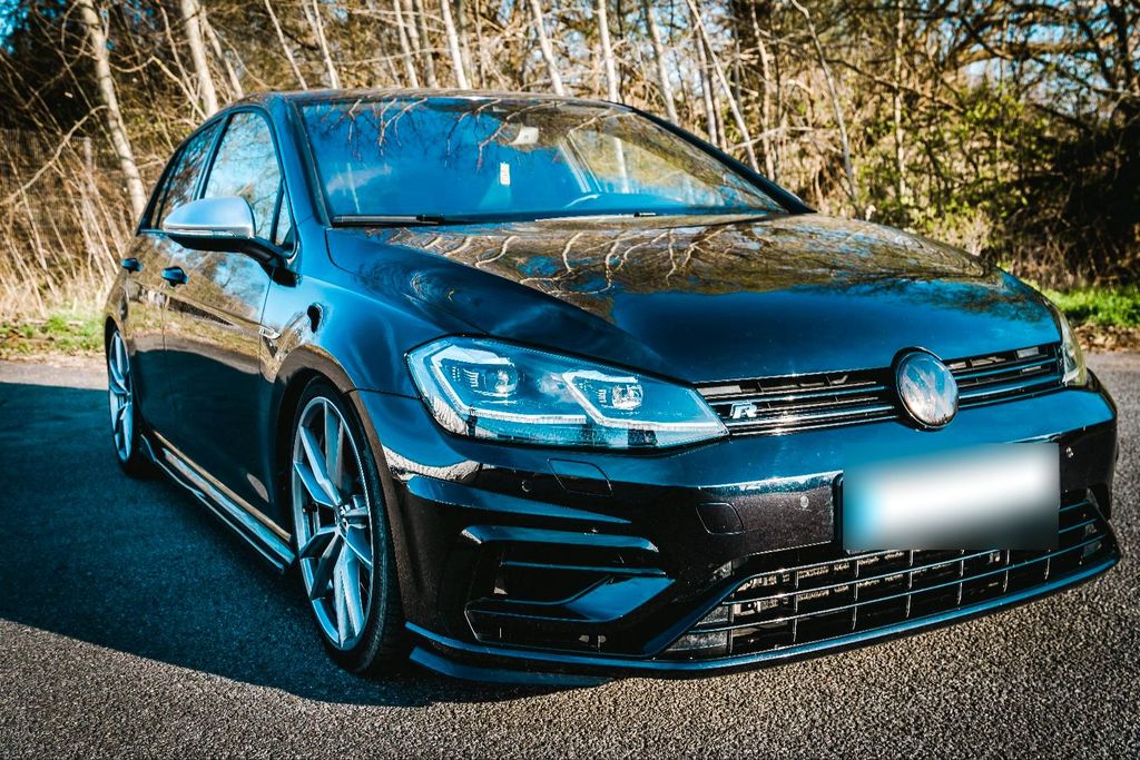 Image of Volkswagen Golf