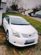 Toyota Avensis Kombi T27 - Toyota Avensis aus 2010: Kombi