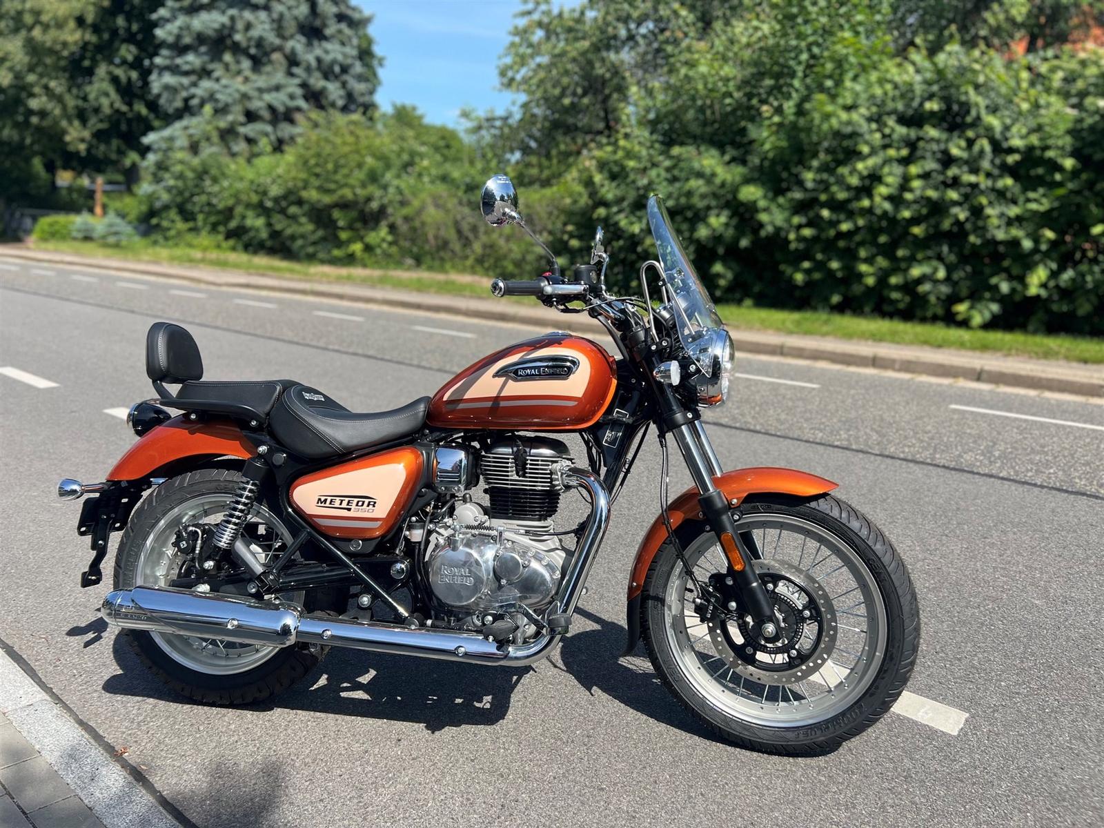 Royal Enfield Meteor 350 Supernova Zins 1,25 %