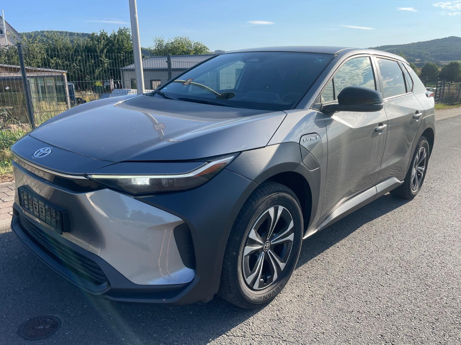 Toyota bZ4X 71,4 kWh 150kW