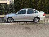 Opel Vectra - gebrauchte Opel Vectra aus dem Jahr 2001