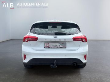 Ford Focus - 4
