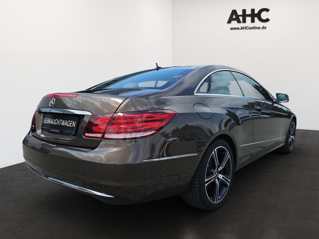 Fahrzeugabbildung Mercedes-Benz E 250 d Coupé Pano ACC Sitzklima Burm. LED Memo