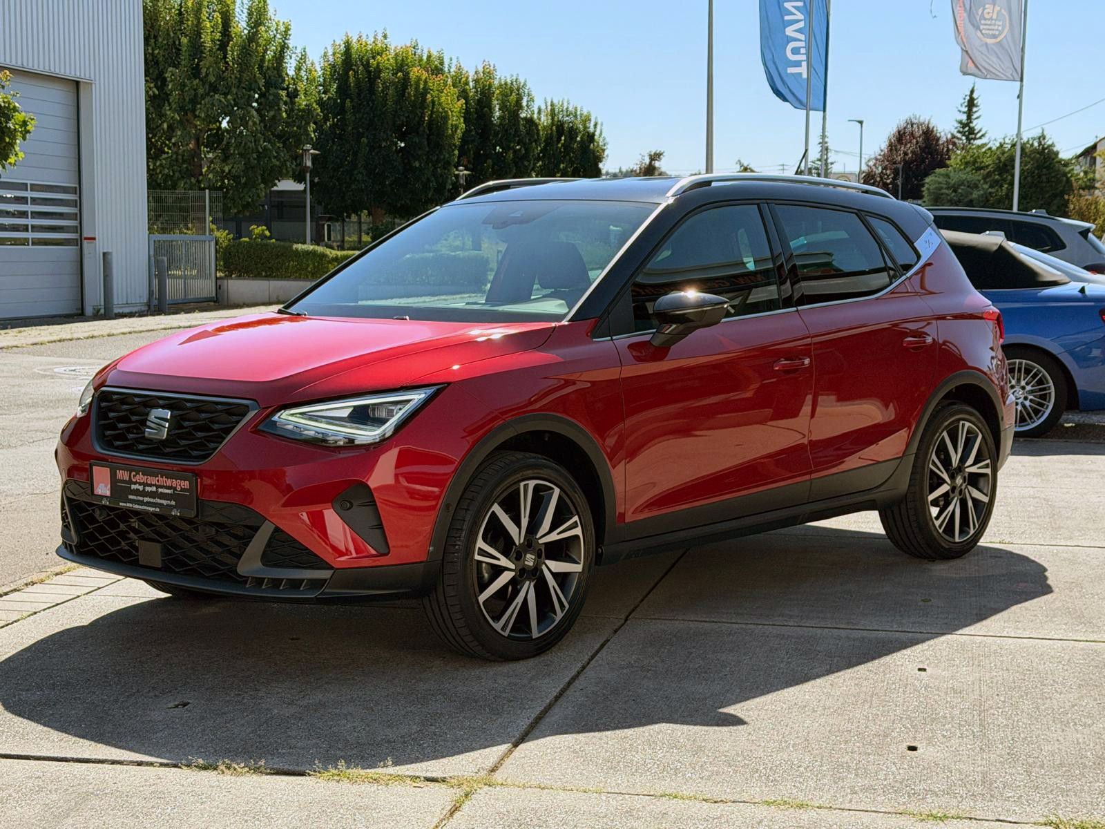 Fahrzeugabbildung SEAT Arona 1.0 TSI DSG FR NAVI LED ACC KAMERA PDC SHZ