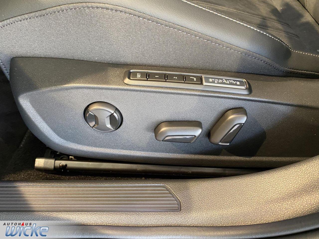 Volkswagen Golf 1.5 eTSI Style NAVI KLIMA SIDE-ASSIST ACC, миниатюра 10