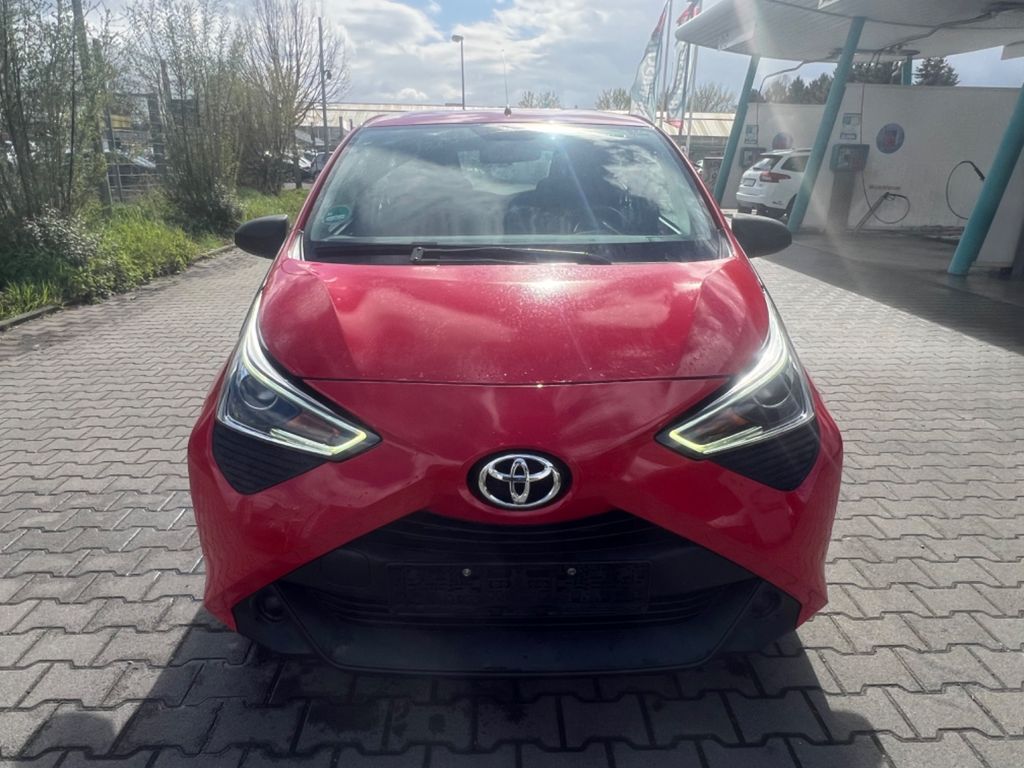 Image of Toyota Aygo (X)