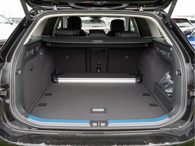 Foto Nummer 17: SKODA Superb