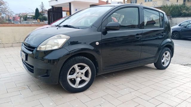 Daihatsu Sirion 1.0 Hiro