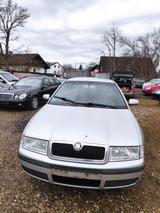 Skoda Octavia Combi Elegance - Skoda Octavia aus 2002: Kombi