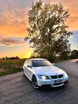 BMW 325D - 3l Motor - Keyless Go - Voll Leder - BMW 325