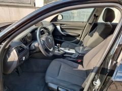 Fahrzeugabbildung BMW 118 d Advantage LED NAVI SHZ PDC