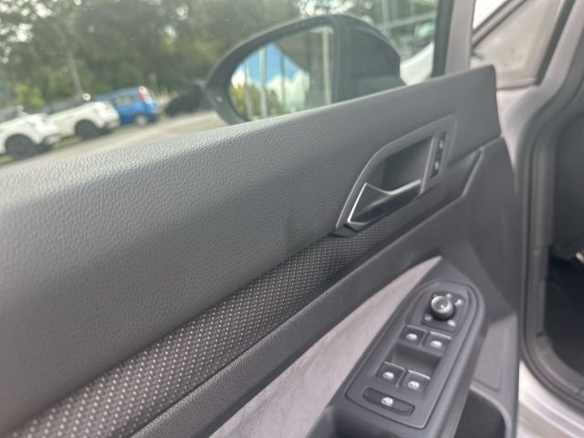 Golf VIII Variant 2.0 TDI R-Line, Pano AHK Navi