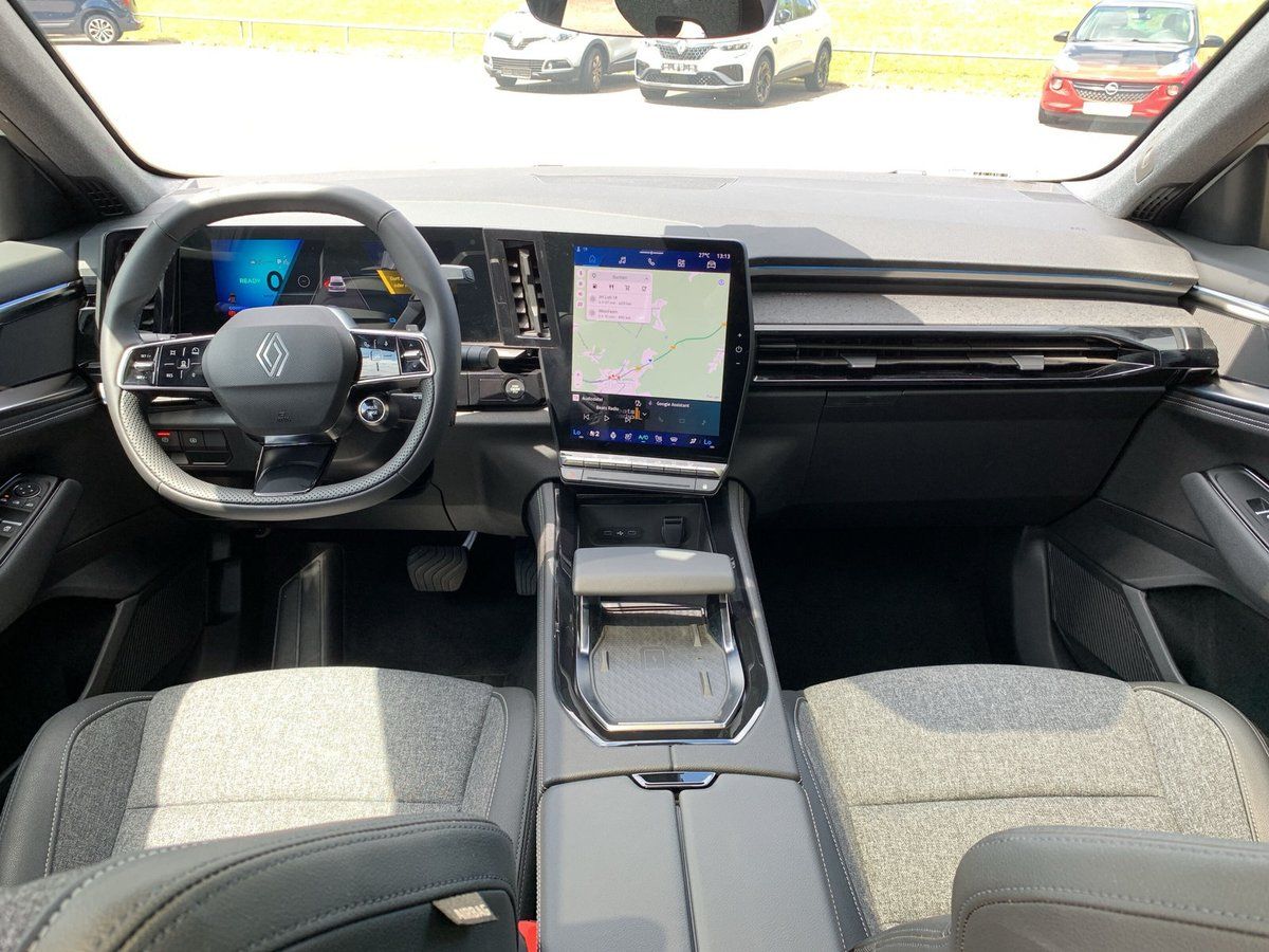 Renault Rafale - Bild 14