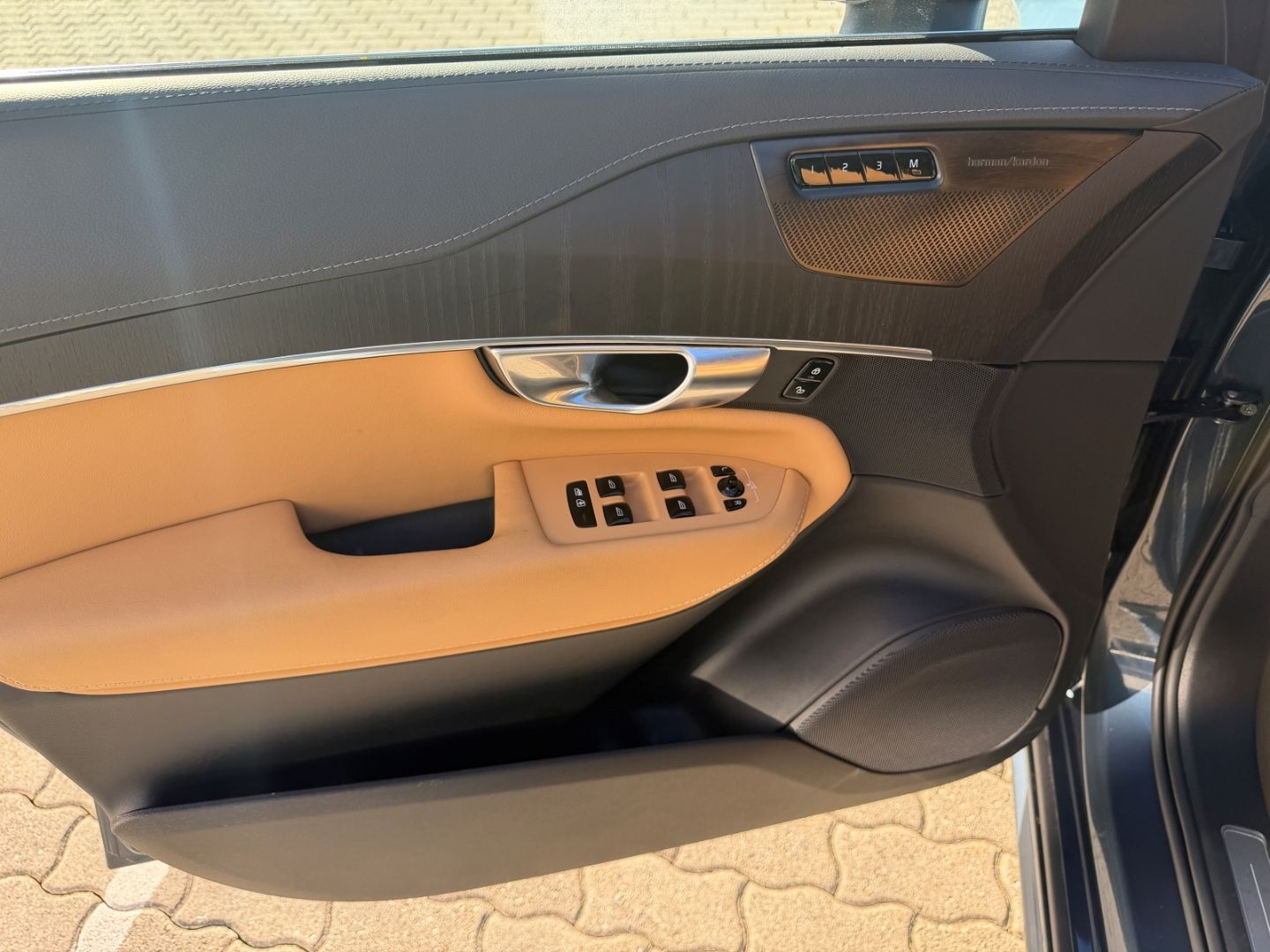 Volvo XC90 Ultimate Bright Recharge Plug-In Hybrid AWD foto 4