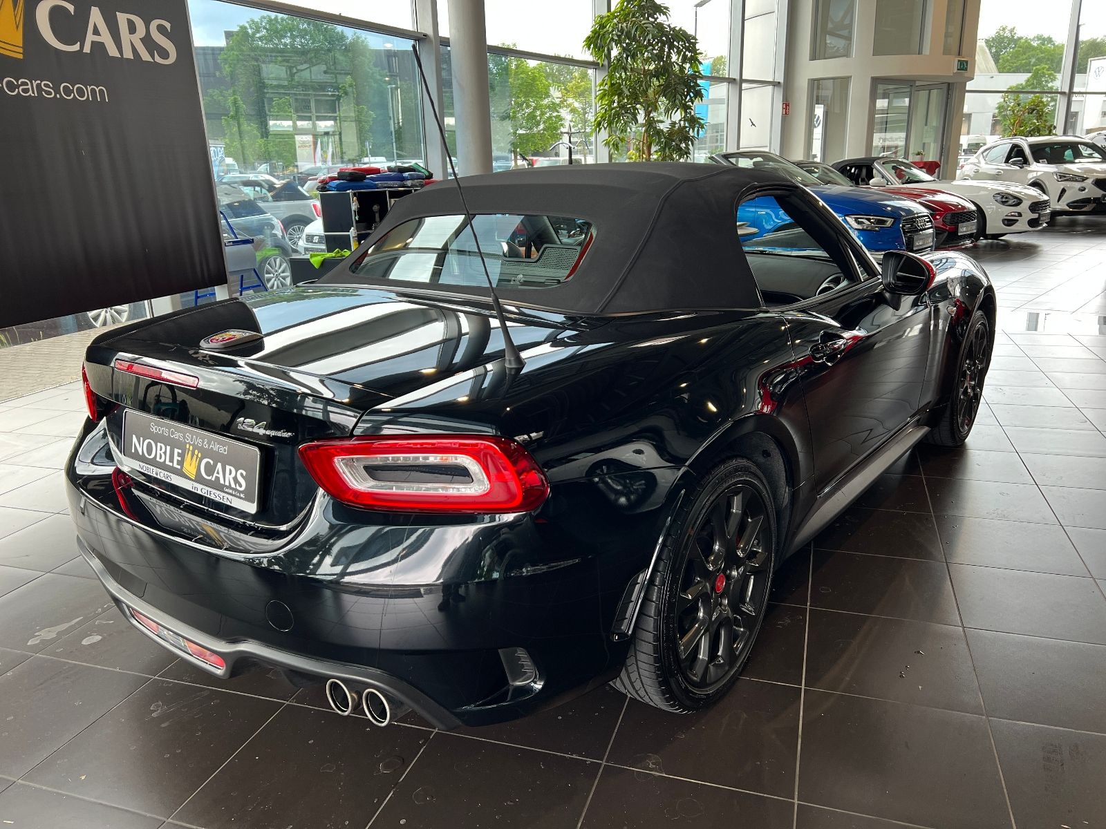 Fahrzeugabbildung Abarth 124 Spider Turbo Turismo BOSE LEDER ALU