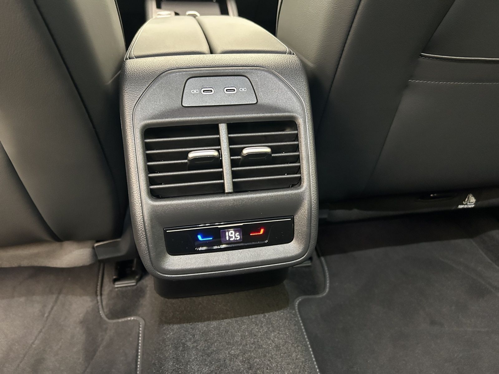 Volkswagen Passat - Bild 15