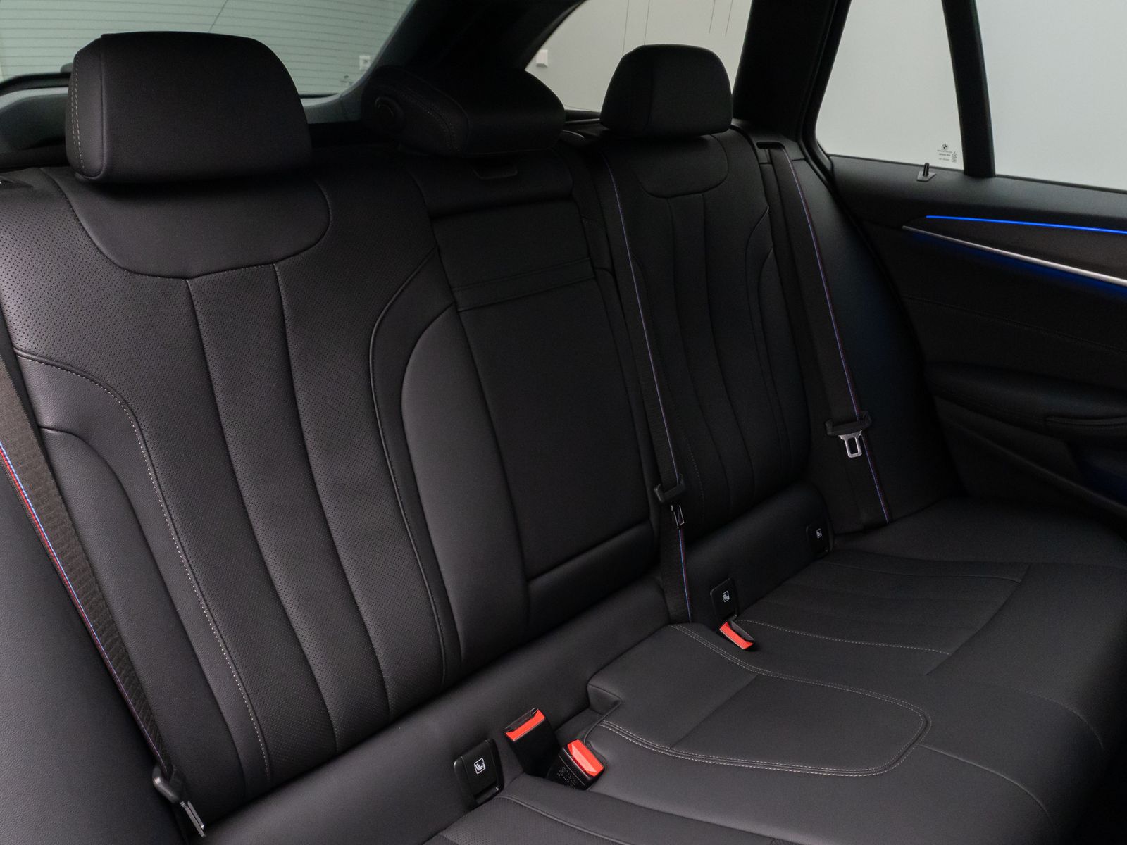 Fahrzeugabbildung BMW 540d xD M Sport Kamera Laser HUD DAB H/K Komfort