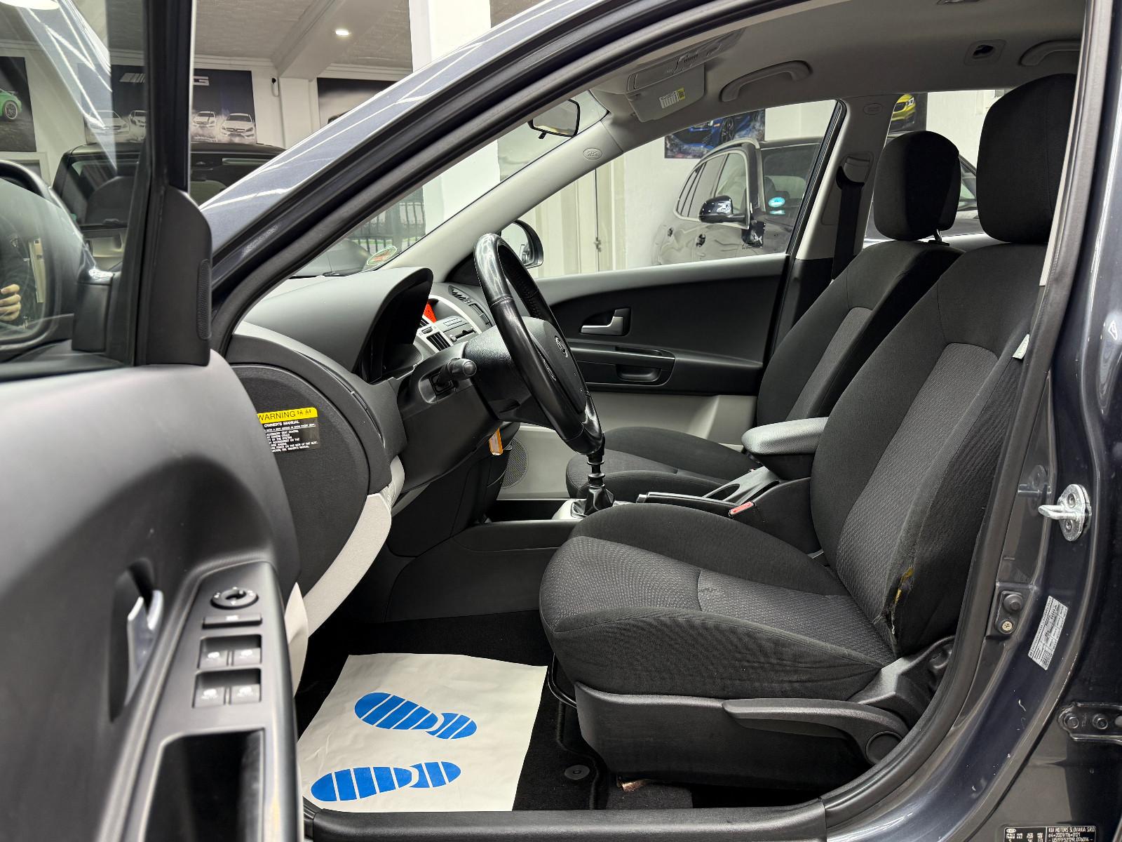 Kia cee'd Sportswagon EX 1.4 / Klimaanlage