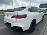 BMW X4M xDrive30d AT M Sport  *360Kamera*HUD*Pano* - BMW X4 Xdrive30d mit Diesel-Antrieb