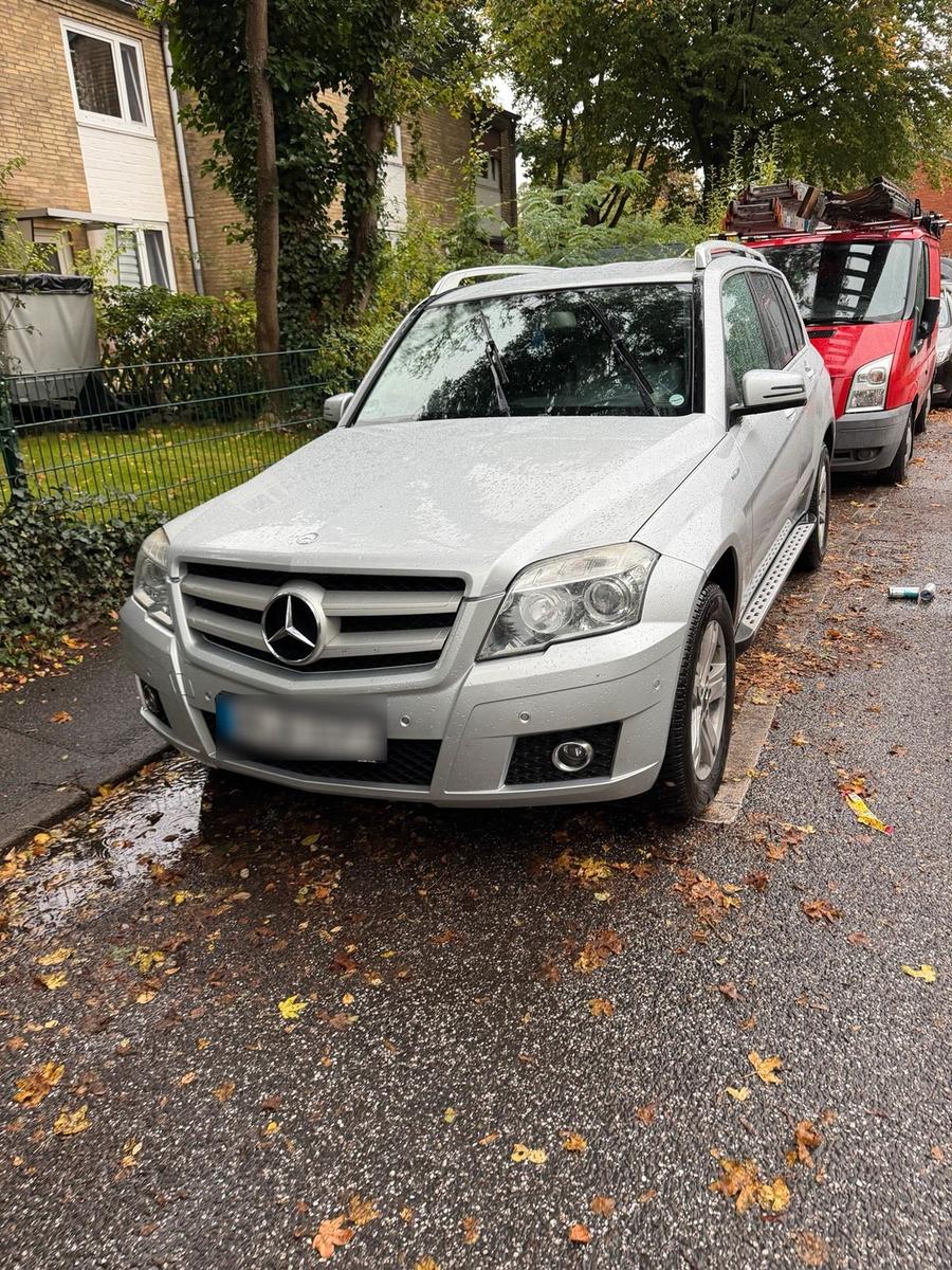 Mercedes-Benz GLK220 2009 — interior