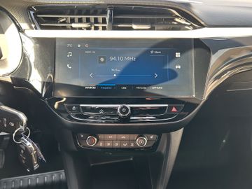 Fotografie 12 des Opel Corsa 1.2 GS Allwetter Sitzh. beh. Lenkr. CarPla