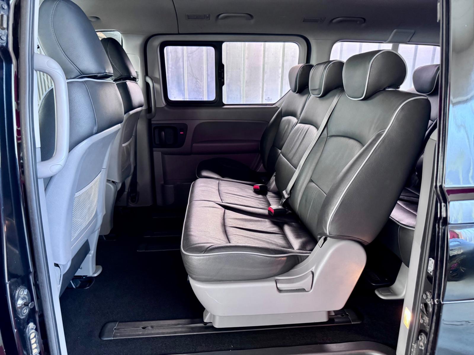 Hyundai H-1 Travel Comfort Leder Navi Automatik Kamera