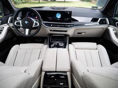 BMW X7 – 14 / 32