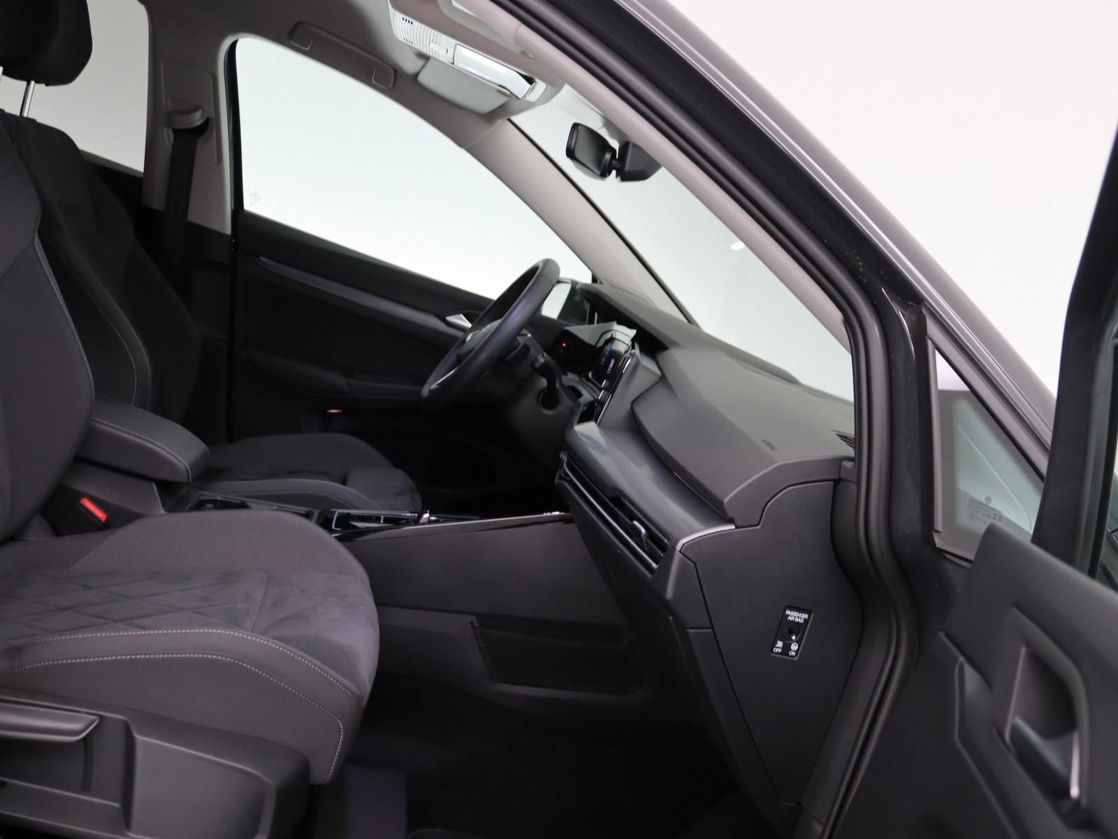 Volkswagen Golf VIII 1.5 eTSI Style LED ACC KAMERA SHZ PDC, миниатюра 7