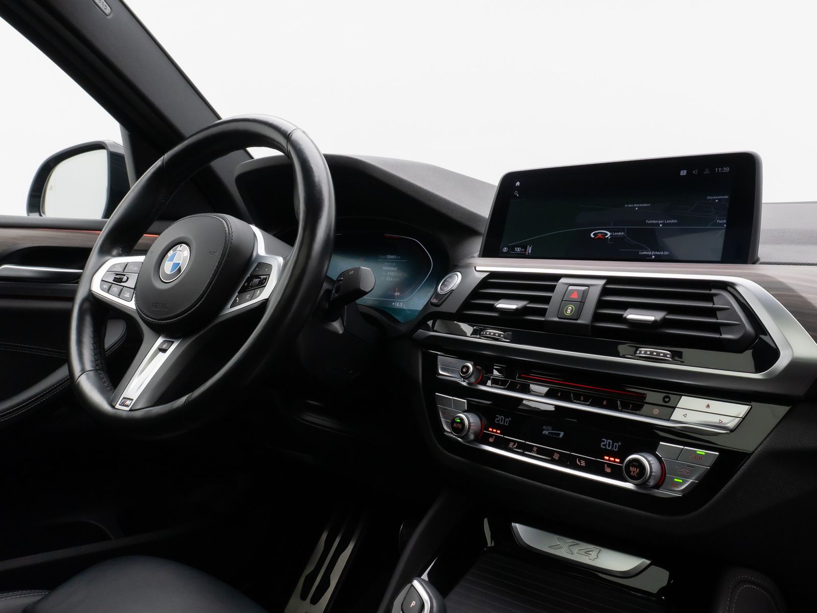 Fahrzeugabbildung BMW X4 xD20d M Sport X Panoram 360°HUD Komfort Alarm