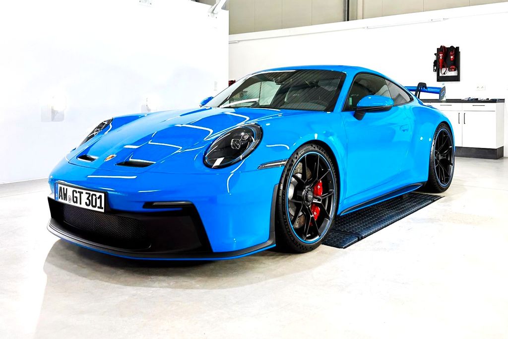 Porsche 992
