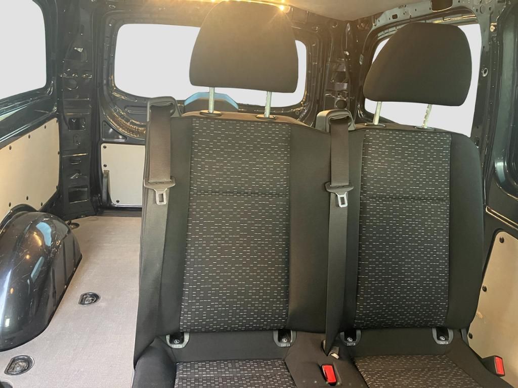 Fahrzeugabbildung Mercedes-Benz Vito 116 CDI Mixto Lang Fernlichtass.*KeyLess
