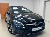 Mercedes-Benz CLA 220 4Matic Shooting Brake°LED°Pano°Distronic - schwarze Mercedes-Benz CLA 220