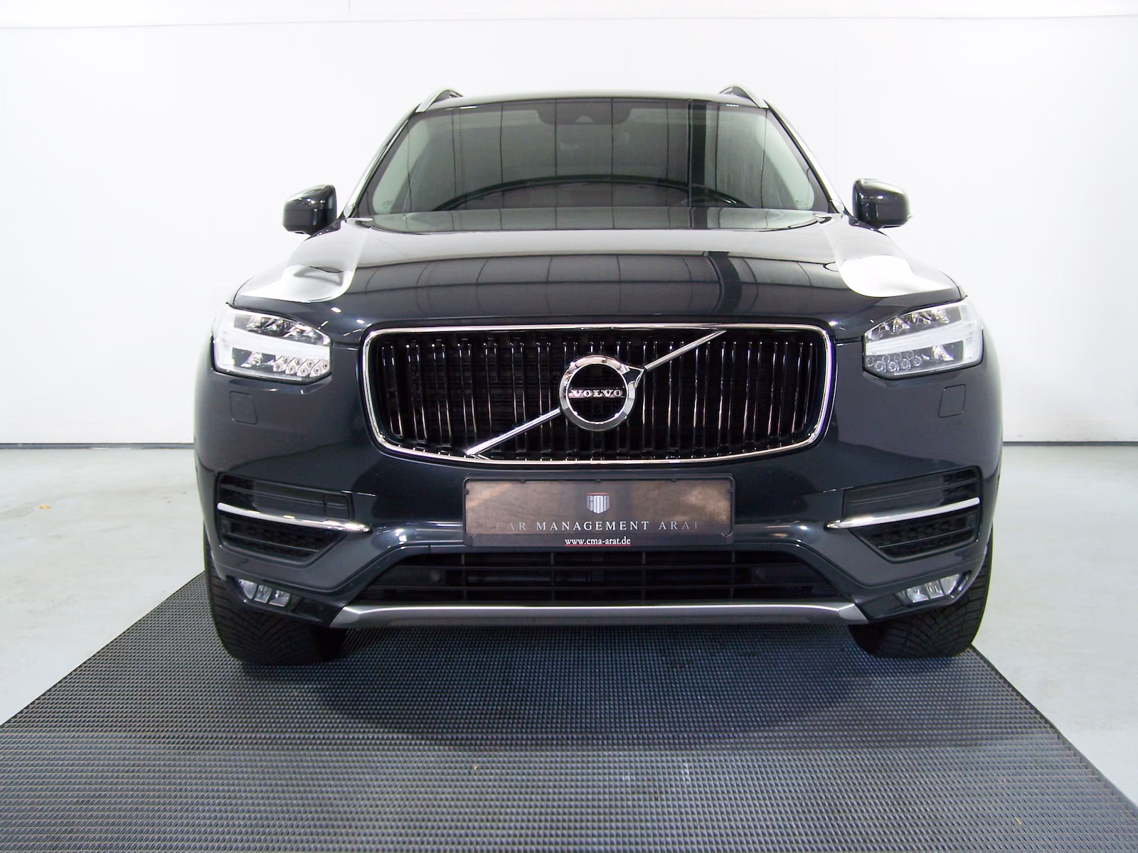 Volvo XC90 D5 Momentum AWD LEDER+R20+MEM+KAM+ACC+AMB