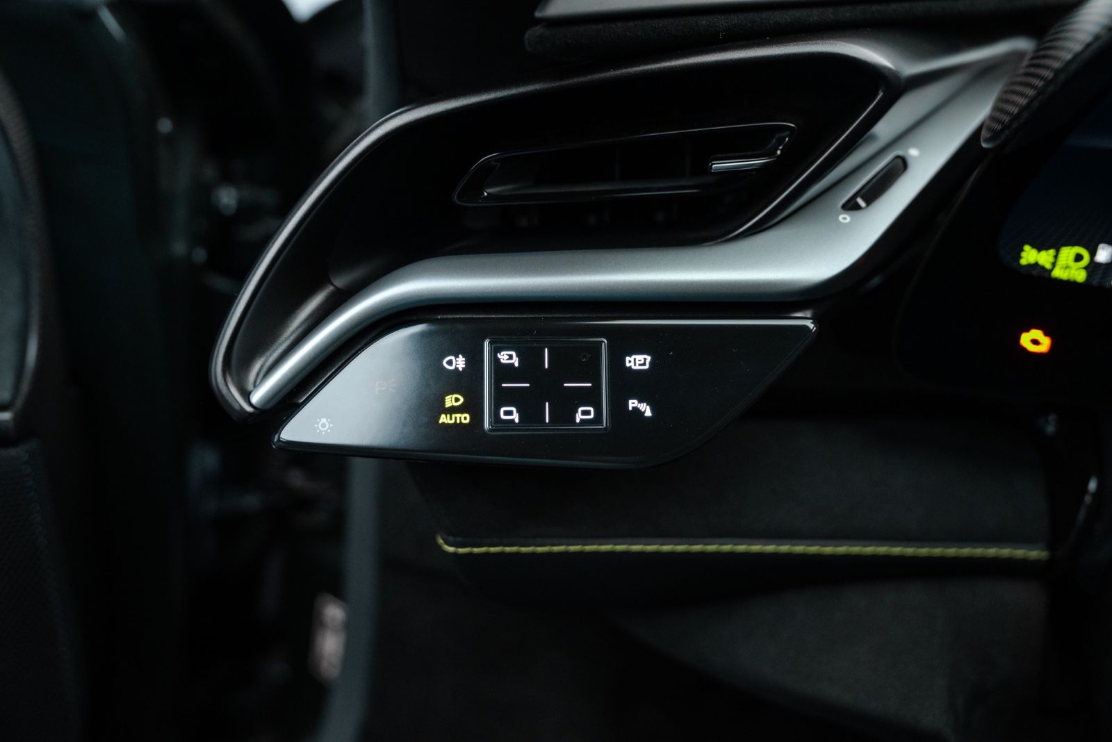 Fahrzeugabbildung Ferrari SF90 FIORANO/STOCK/CARBON/KAMERA